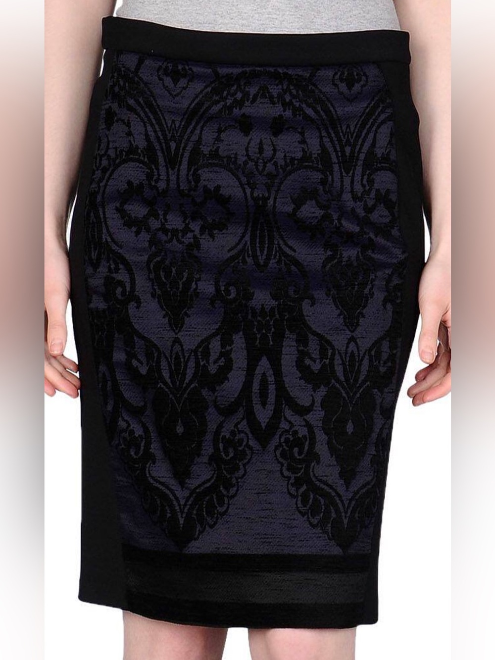 NWOT Women's Purple and Black Patterned Pencil Skirt